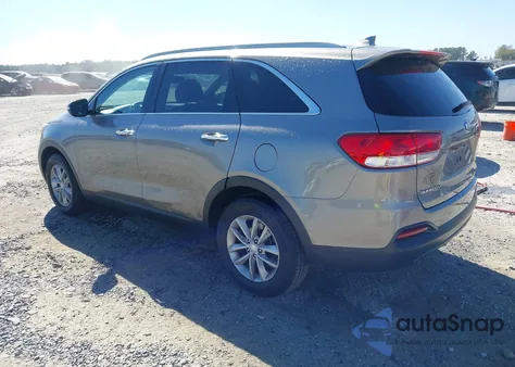 2018 Kia Sorento 2.4L Lx из США, поврежденный, VIN 5XYPG4A33JG416825